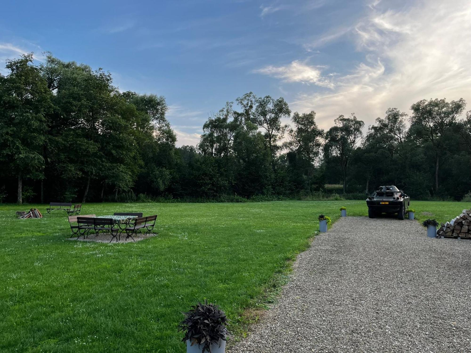 Osrodek Volfcamp Kwaszenina Arlamow Exterior foto
